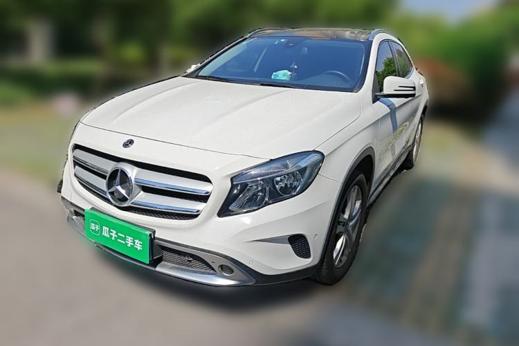Used Mercedes-Benz GLA 2016 GLA 200 Sport Edition Guazi used car, China used car export, Used car for sale, Used  cars, Cheapest cars for sale