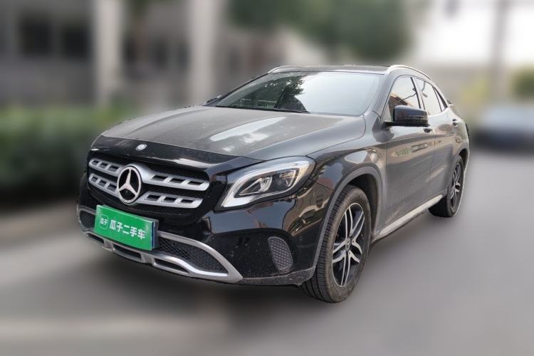 Used Mercedes-Benz GLA 2017 GLA 200 Fashion Model Guazi used car, China used car export, Used car for sale, Used cars, Cheapest cars for sale