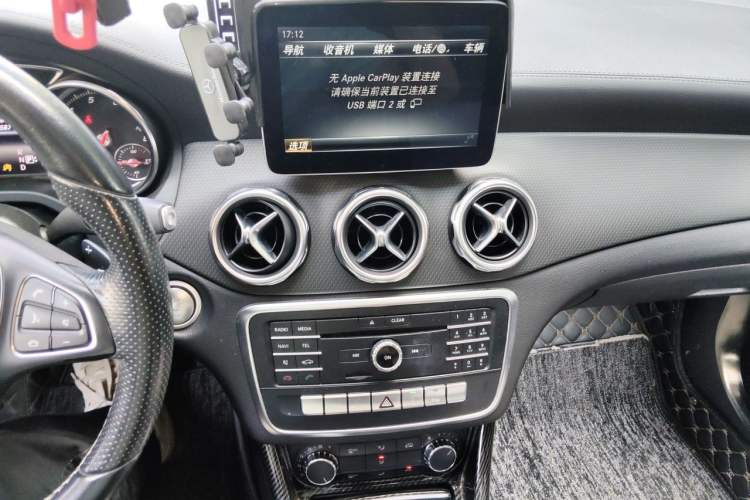Used Mercedes-Benz GLA 2017 GLA 200 Fashion Model Audio And AC Panel