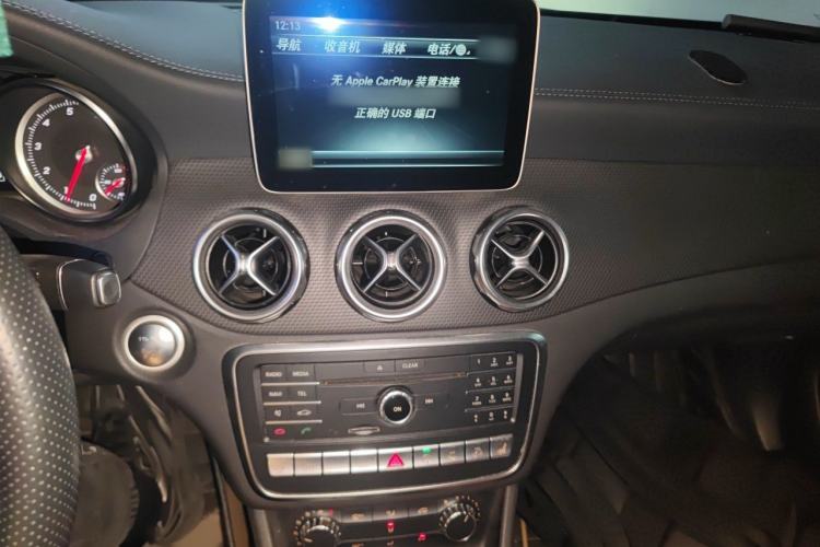 Used Mercedes-Benz GLA 2017 GLA 220 4MATIC Fashion Model Audio And AC Panel