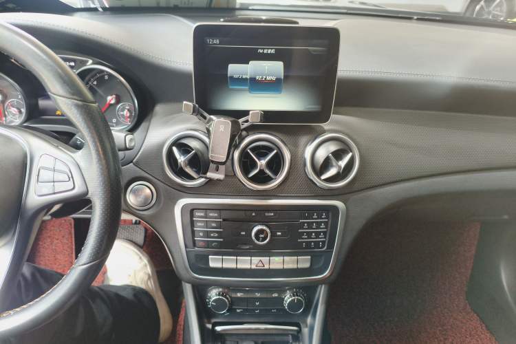 Used Mercedes-Benz GLA 2017 GLA 200 Fashion Model Audio And AC Panel