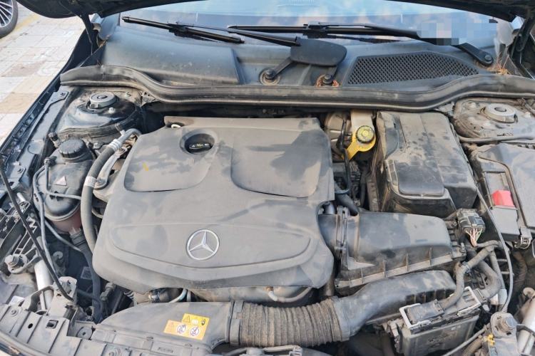 Used Mercedes-Benz GLA 2017 GLA 200 Fashion Model Engine Bay