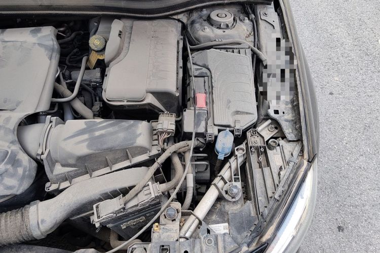Used Mercedes-Benz GLA 2017 GLA 200 Fashion Model Engine Bay Left