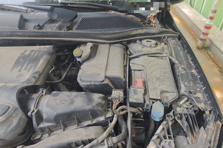 Used Mercedes-Benz GLA 2017 GLA 200 Sport Edition Engine Bay Left