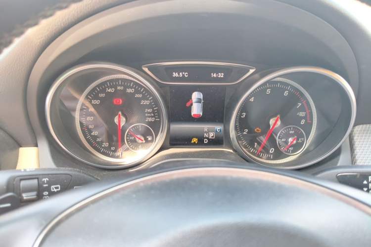 Used Mercedes-Benz GLA 2017 GLA 200 Sport Edition Instrument Cluster