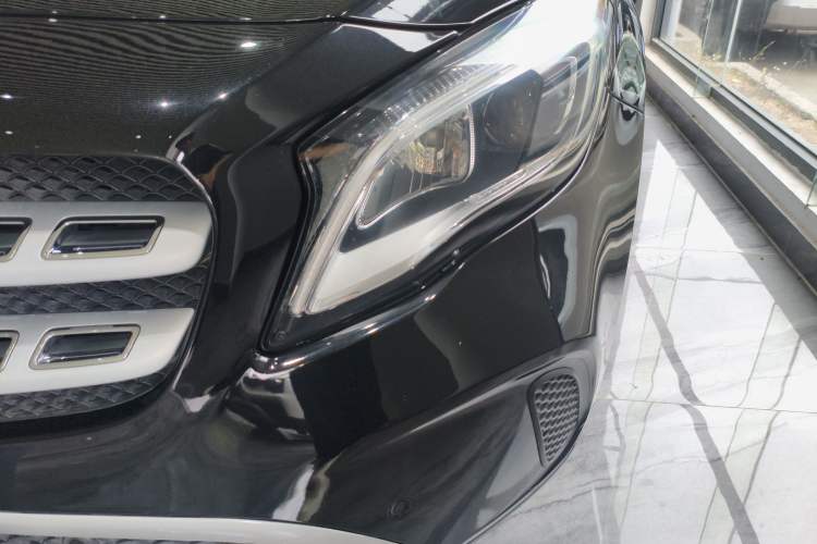 Used Mercedes-Benz GLA 2017 GLA 200 Fashion Model Left Front Headlight