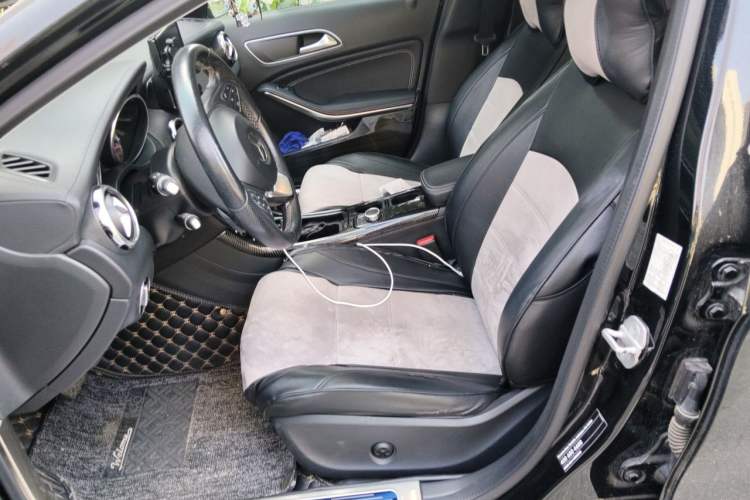 Used Mercedes-Benz GLA 2017 GLA 200 Fashion Model Left Front Seat