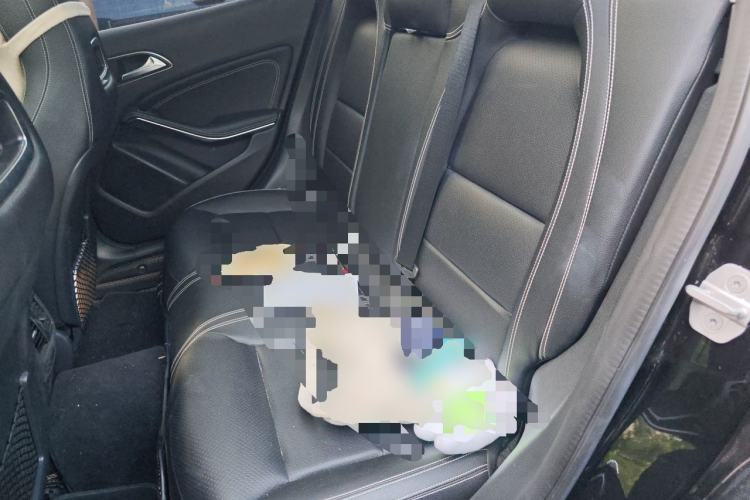 Used Mercedes-Benz GLA 2017 GLA 200 Fashion Model Left Rear Seat