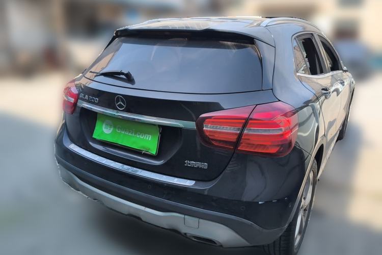 Used Mercedes-Benz GLA 2017 GLA 200 Sport Edition Rear Right 45 Deg