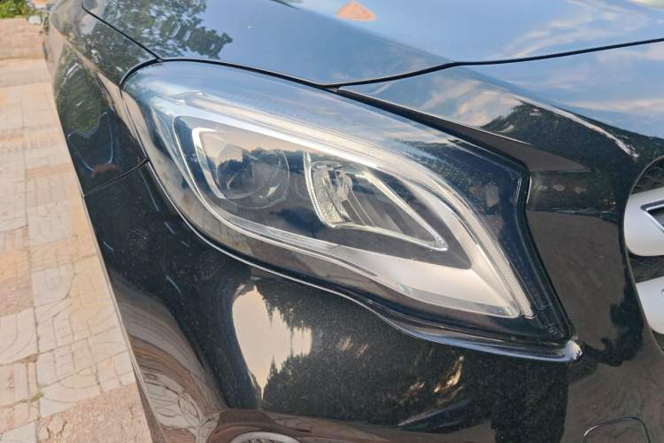 Used Mercedes-Benz GLA 2017 GLA 200 Fashion Model Right Front Headlight