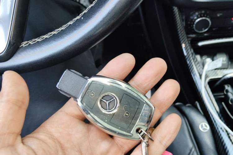 Used Mercedes-Benz GLA 2017 GLA 200 Fashion Model Vehicle Key