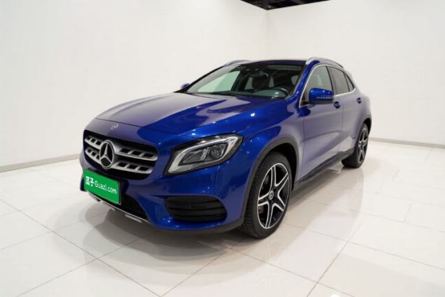 Mercedes-Benz GLA 2017 GLA 220 4MATIC Luxury Model usado