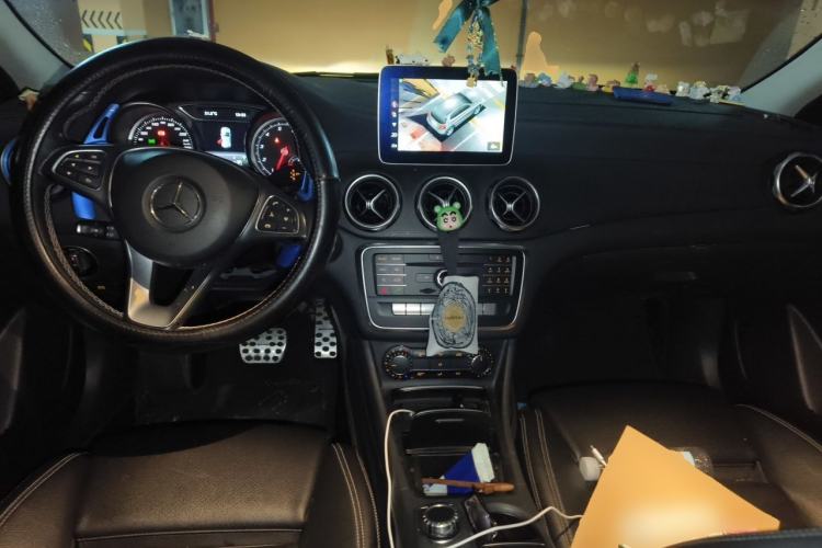 Used Mercedes-Benz GLA 2017 GLA 200 Fashion Model Center Console