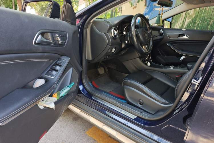 Used Mercedes-Benz GLA 2017 GLA 200 Fashion Model Driver Seat