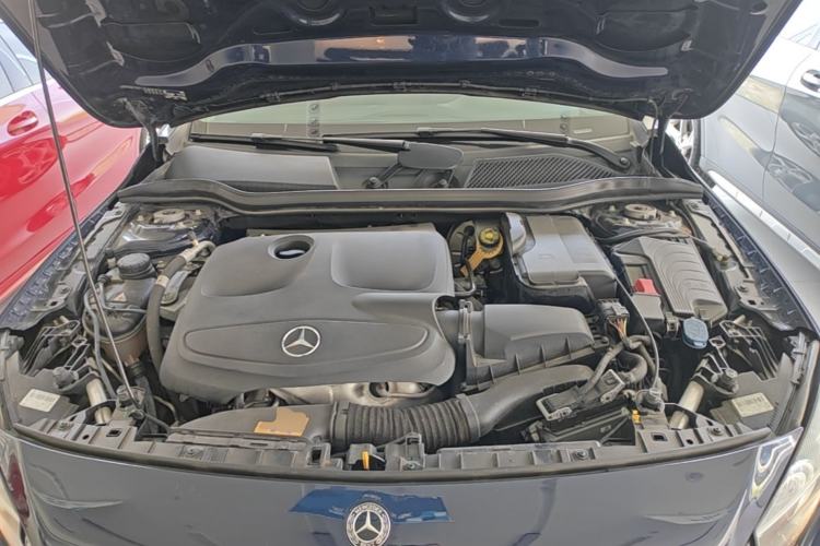 Used Mercedes-Benz GLA 2017 GLA 200 Sport Edition Engine Bay