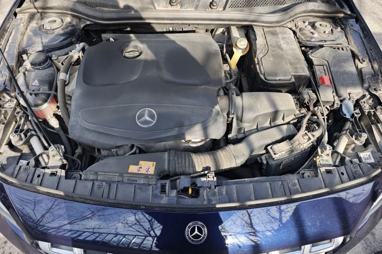 Used Mercedes-Benz GLA 2017 GLA 200 Fashion Model Engine Bay