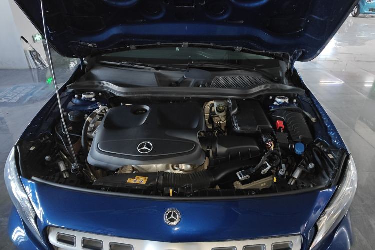 Used Mercedes-Benz GLA 2017 GLA 200 Fashion Model Engine Bay