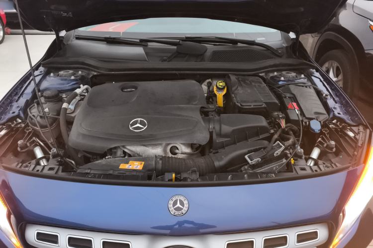 Used Mercedes-Benz GLA 2017 GLA 200 Fashion Model Engine Bay