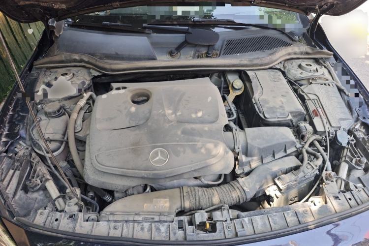 Used Mercedes-Benz GLA 2017 GLA 200 Fashion Model Engine Bay