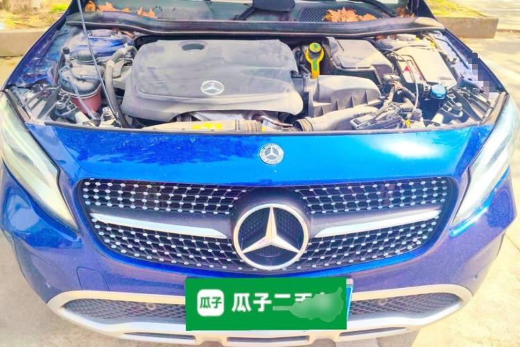 Used Mercedes-Benz GLA 2017 GLA 200 Fashion Model Engine Bay