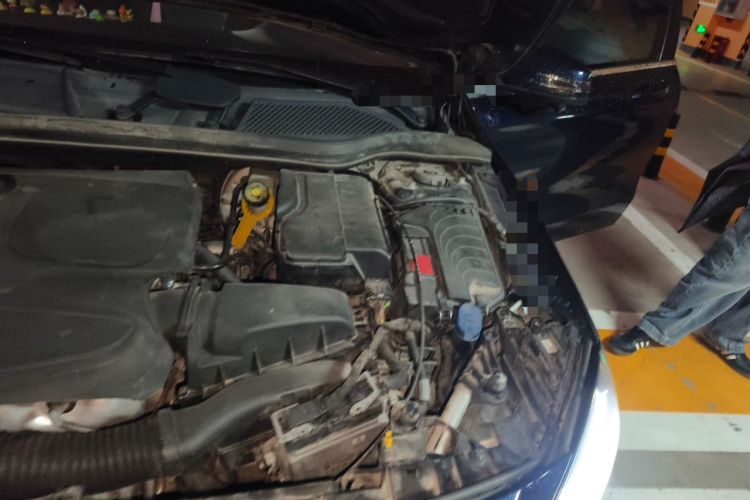 Used Mercedes-Benz GLA 2017 GLA 200 Fashion Model Engine Bay Left