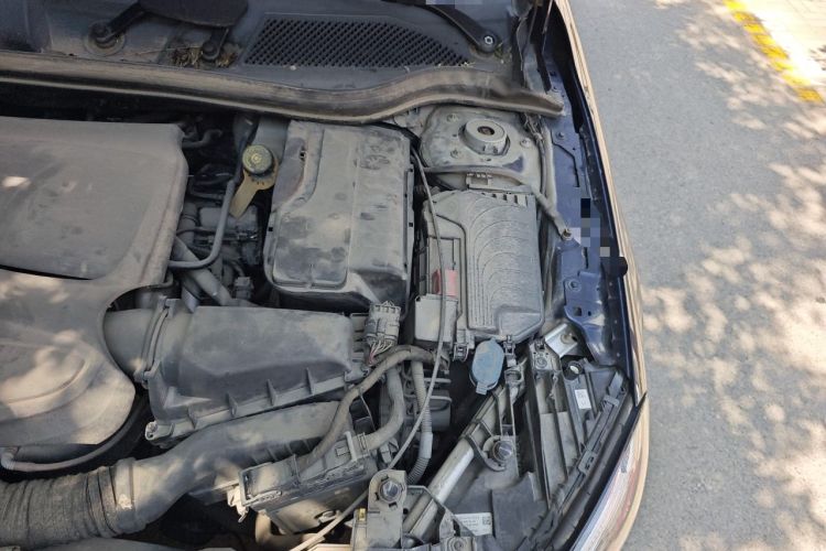 Used Mercedes-Benz GLA 2017 GLA 200 Fashion Model Engine Bay Left
