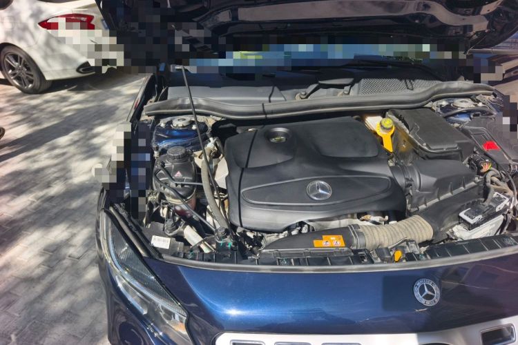 Used Mercedes-Benz GLA 2017 GLA 200 Sport Edition Engine Bay Right