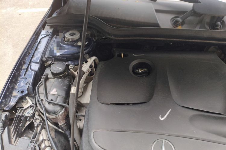 Used Mercedes-Benz GLA 2017 GLA 200 Sport Edition Engine Bay Right