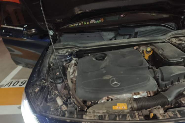 Used Mercedes-Benz GLA 2017 GLA 200 Fashion Model Engine Bay Right