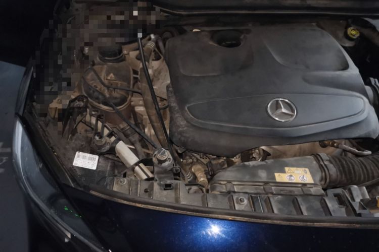 Used Mercedes-Benz GLA 2017 GLA 200 Sport Edition Engine Bay Right