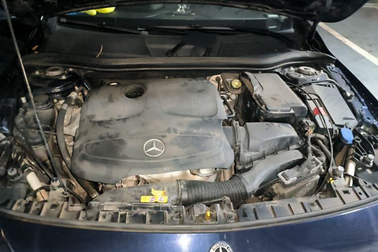 Used Mercedes-Benz GLA 2017 GLA 200 Sport Edition Engine Bay
