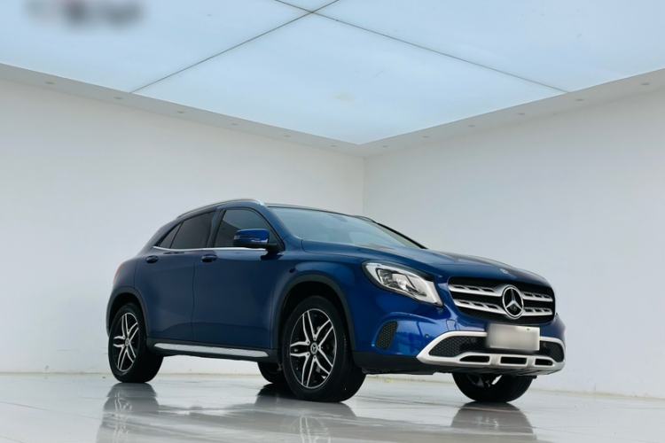 Used Mercedes-Benz GLA 2017 GLA 200 Fashion Model Exterior 2