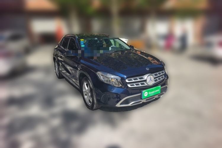Used Mercedes-Benz GLA 2017 GLA 200 Sport Edition Front Right 45 Deg