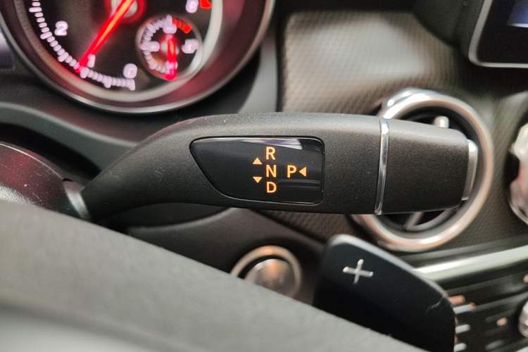 Used Mercedes-Benz GLA 2017 GLA 200 Sport Edition Gear Lever