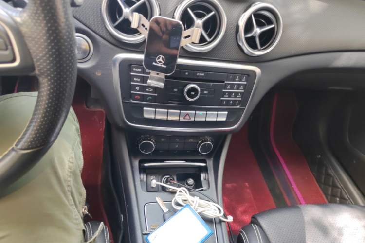 Used Mercedes-Benz GLA 2017 GLA 200 Sport Edition Gear Lever
