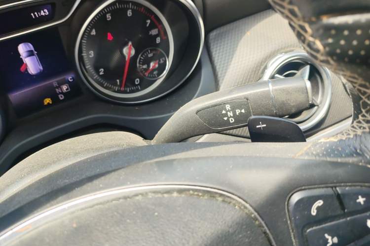 Used Mercedes-Benz GLA 2017 GLA 200 Sport Edition Gear Lever
