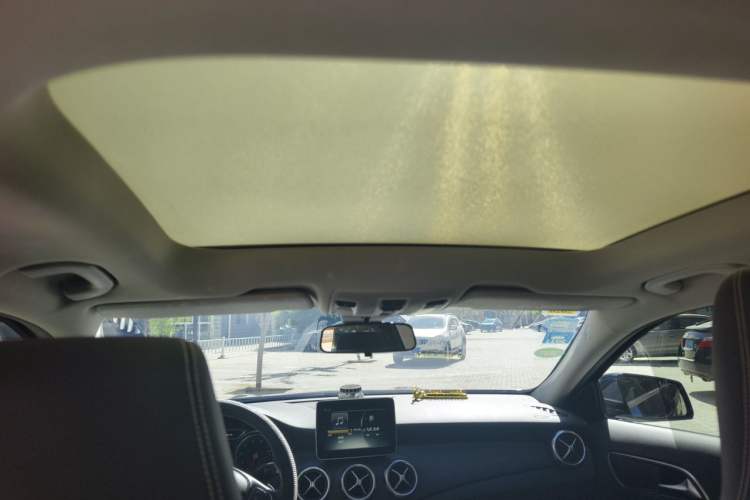 Used Mercedes-Benz GLA 2017 GLA 200 Sport Edition Headliner