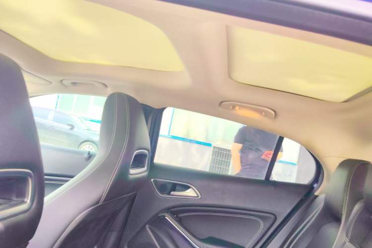 Used Mercedes-Benz GLA 2017 GLA 200 Fashion Model Headliner