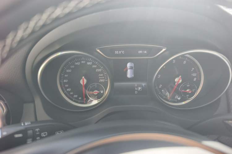 Used Mercedes-Benz GLA 2017 GLA 200 Sport Edition Instrument Cluster