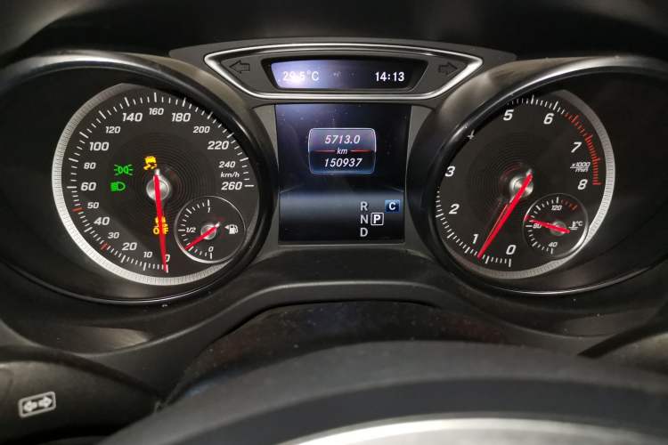 Used Mercedes-Benz GLA 2017 GLA 200 Sport Edition Instrument Cluster