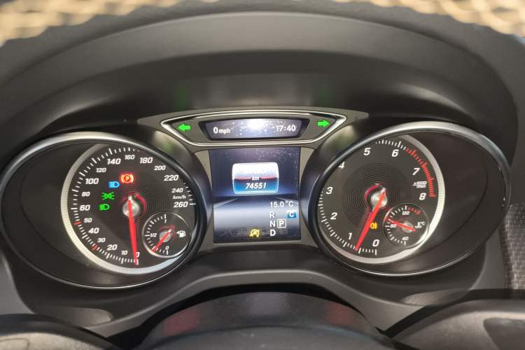 Used Mercedes-Benz GLA 2017 GLA 200 Fashion Model Instrument Cluster
