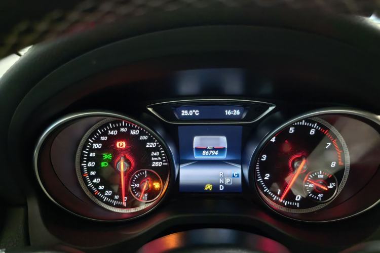 Used Mercedes-Benz GLA 2017 GLA 200 Fashion Model Instrument Cluster