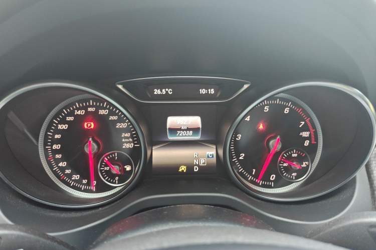 Used Mercedes-Benz GLA 2017 GLA 220 4MATIC Fashion Model Instrument Cluster