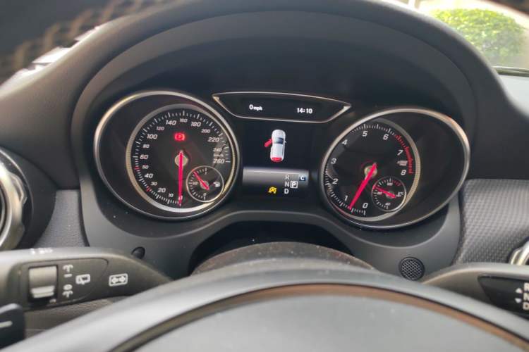 Used Mercedes-Benz GLA 2017 GLA 200 Sport Edition Instrument Cluster