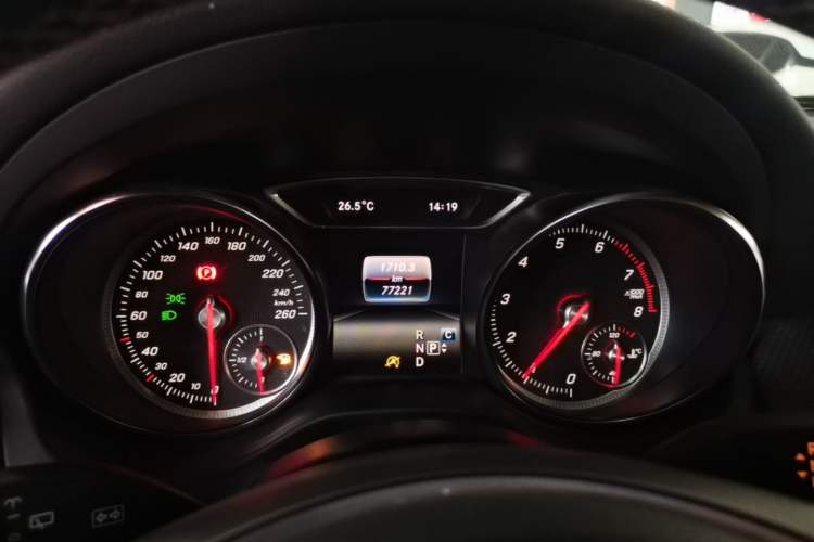Used Mercedes-Benz GLA 2017 GLA 200 Sport Edition Instrument Cluster