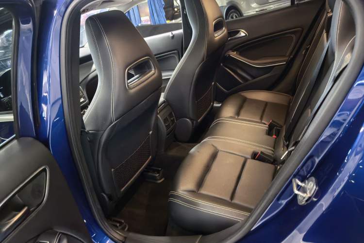 Used Mercedes-Benz GLA 2017 GLA 200 Fashion Model Interior 1