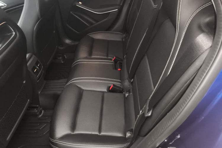 Used Mercedes-Benz GLA 2017 GLA 200 Fashion Model Interior 4