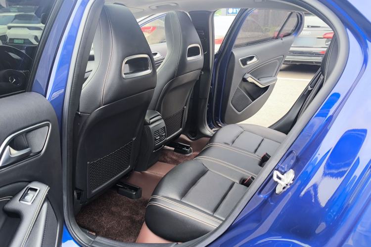 Used Mercedes-Benz GLA 2017 GLA 200 Fashion Model Interior 4