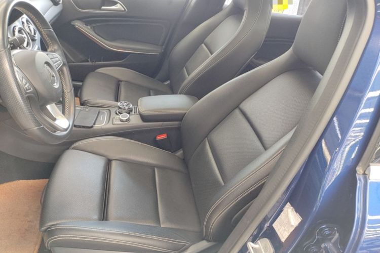 Used Mercedes-Benz GLA 2017 GLA 200 Sport Edition Left Front Seat