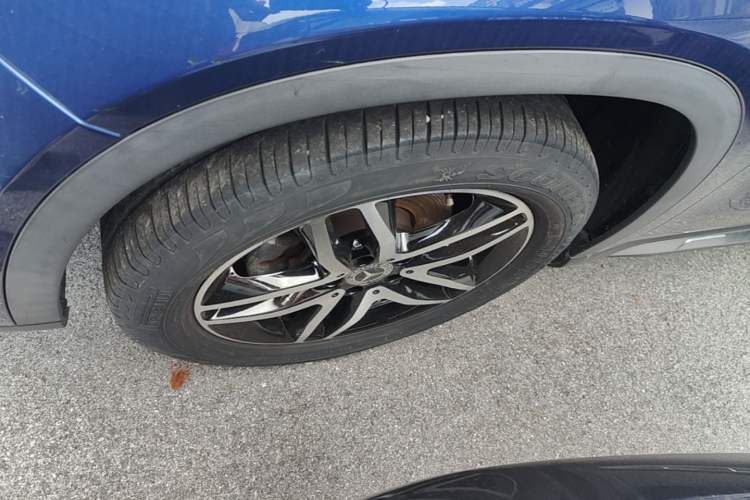 Used Mercedes-Benz GLA 2017 GLA 200 Fashion Model Left Front Wheel Hub